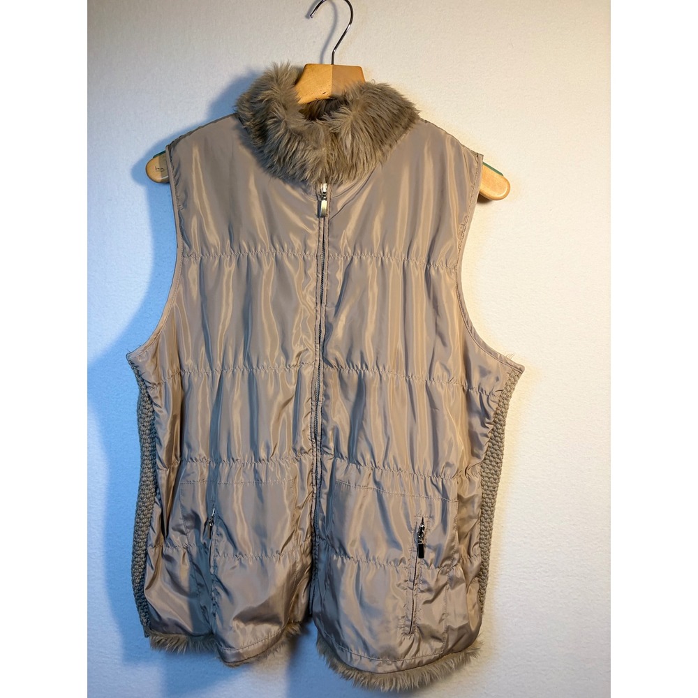 Chico's Full Zip Vest Women 2XL Beige Excellent Reversible Faux Fur Puffer